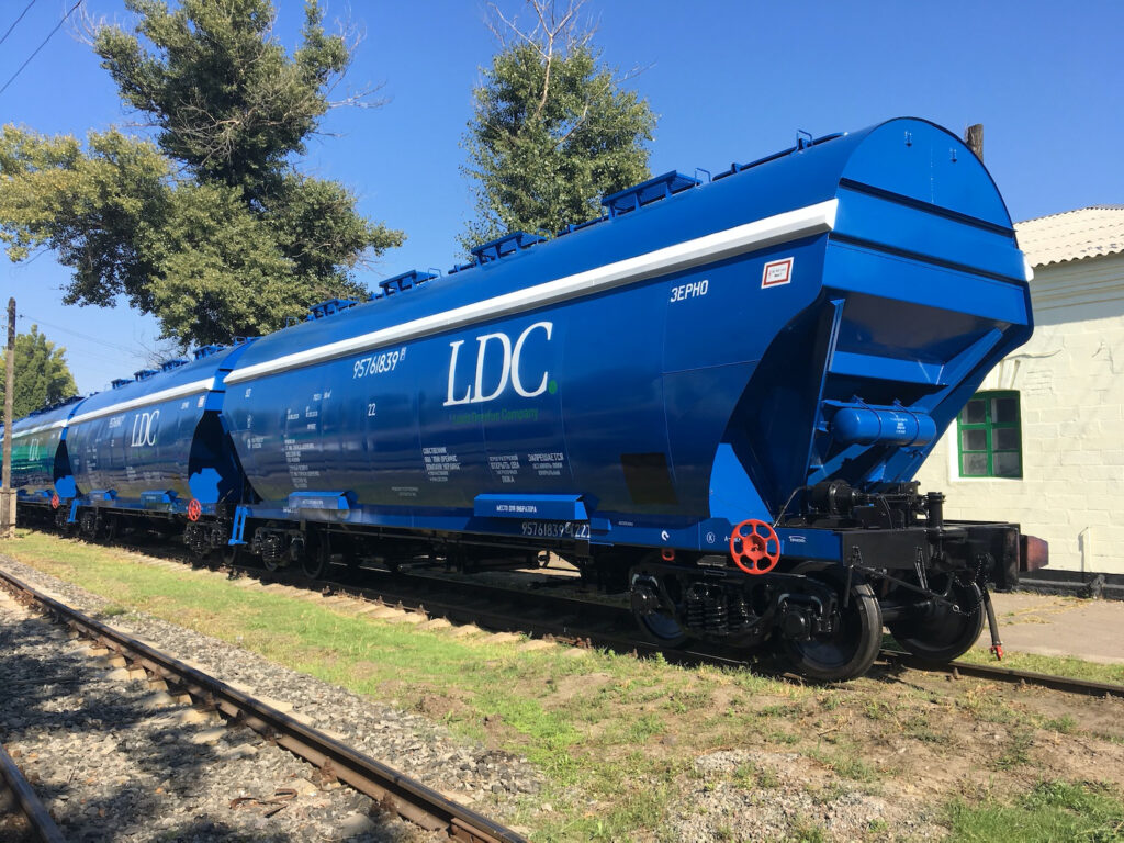Railcar